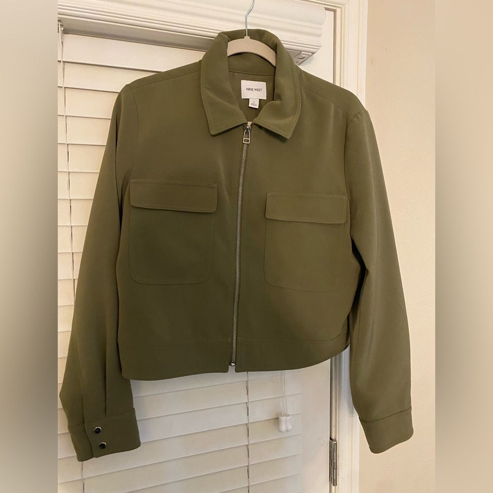 Nine West olive green women’s zip-up blazer size large